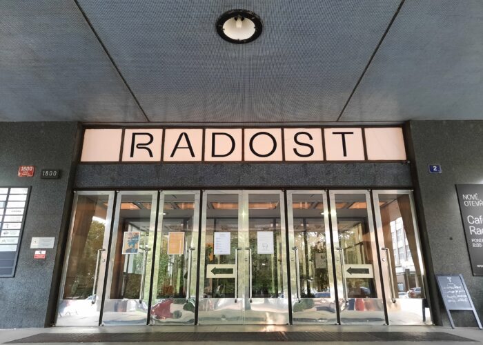 Prague’s First Skyscraper: Dům Radost