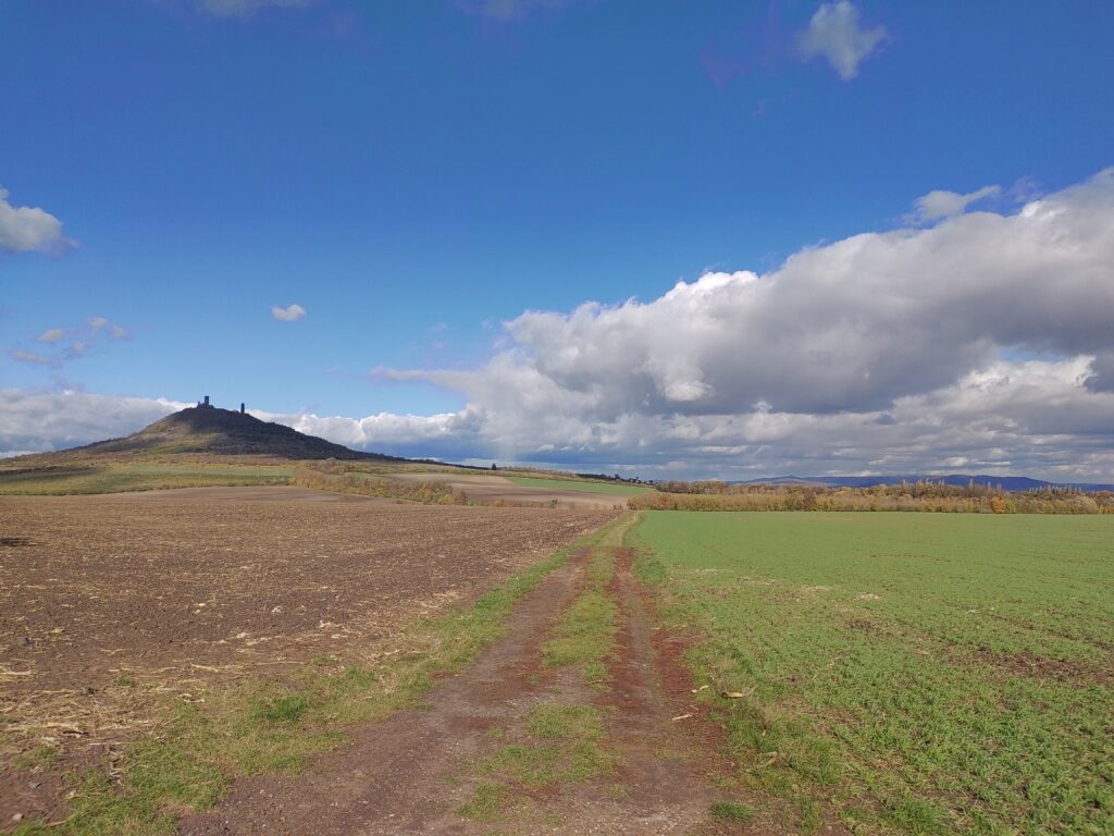 Through the fields on the way to Hazmburk castle.
