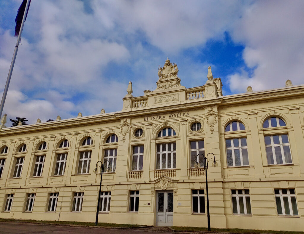 Bílinská kyselka bottling plant