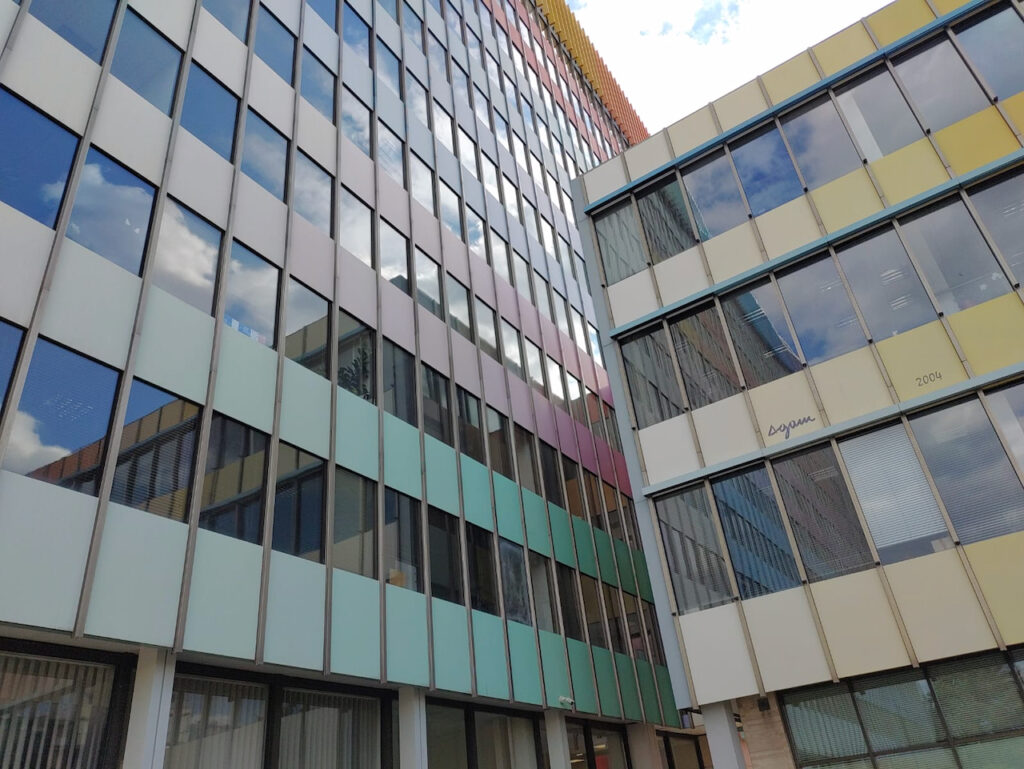 Chemapol facade remake by Agam