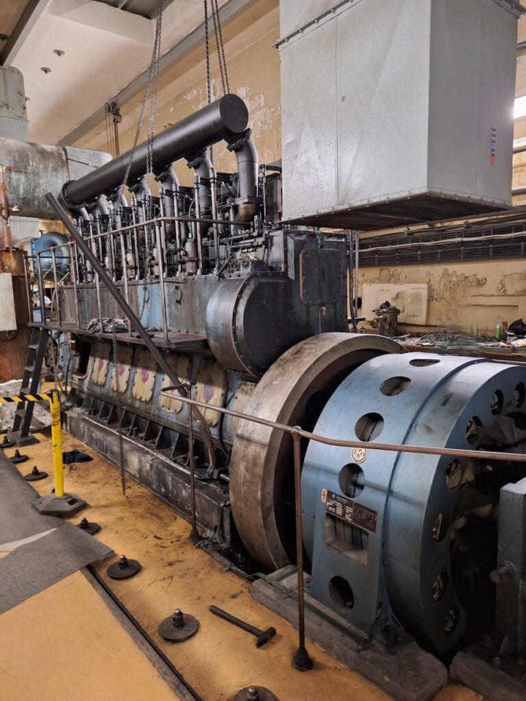 Engine in the Přáslavice bunker